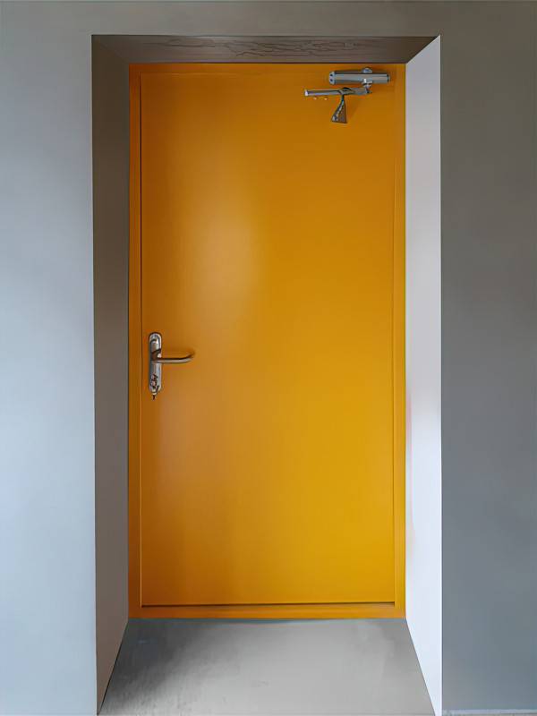 Обратная сторона огнестойкой двери (ул. Генерала Белова, 26)