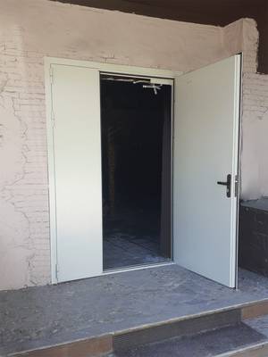 Полуторная техническая дверь (Ярославское шоссе) Полуторная техническая дверь (Ярославское шоссе)