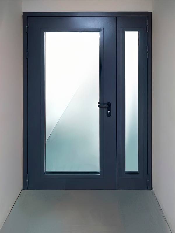 Полуторопольная дверь EIW 60 (СТО «Гудок»)