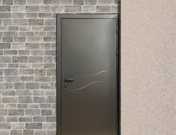 Наружная сторона двери